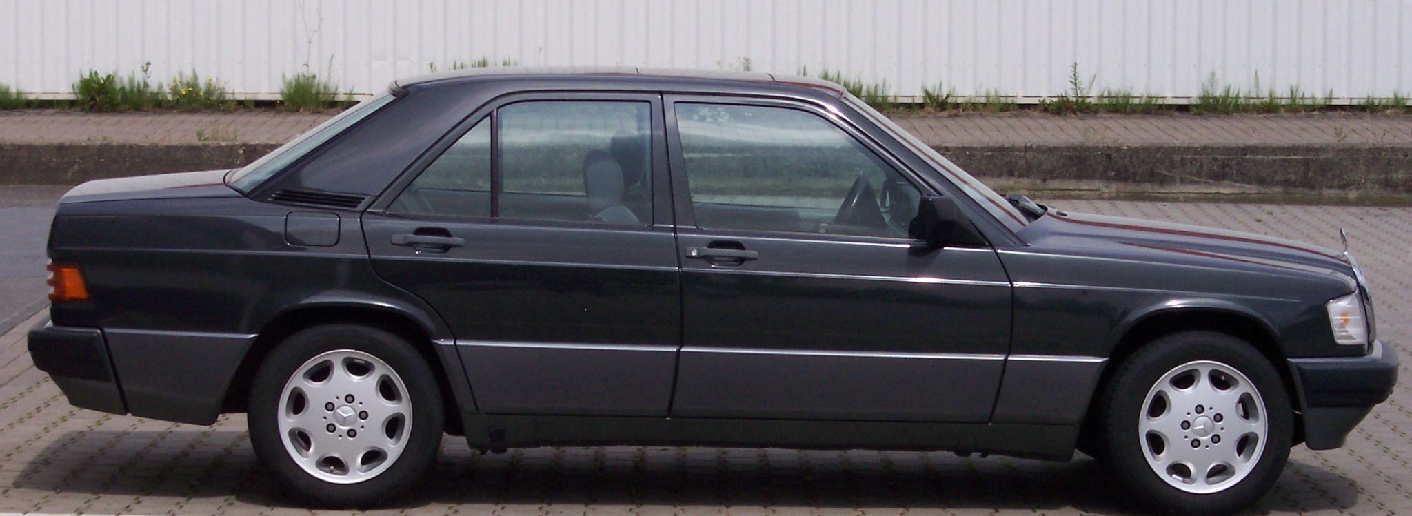 Mercedes Benz 190